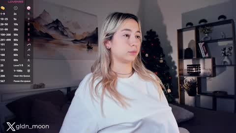 Rina online show from December 26, 2024, 1:40 am