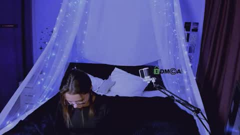 _grace_hot online show from October 7, 2025, 9:01 pm