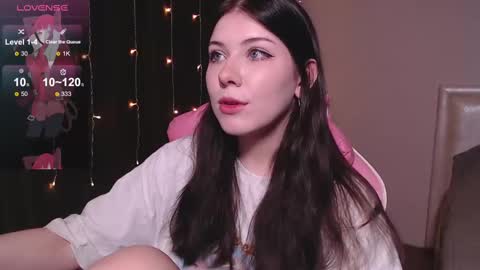 Snapshot of _gummybears_ chatting on February 15, 2025, 12:43 pm Tori online show from February 15, 2025, 12:43 pm