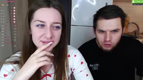 Snapshot of _halllseyyy_ chatting on December 4, 2025, 10:13 am Hi everybody my name is Halsey online show from December 4, 2025, 10:13 am