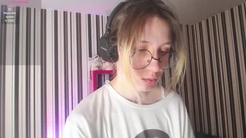 Snapshot of _hanna_moon_ chatting on January 5, 2025, 8:54 am Hannaolotl online show from January 5, 2025, 8:54 am