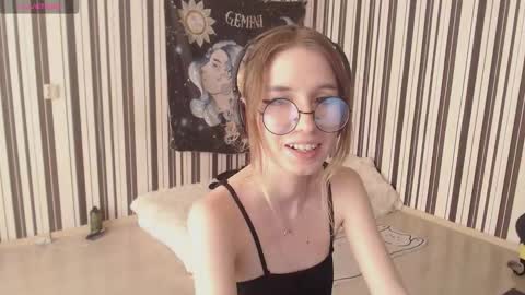 Snapshot of _hanna_moon_ chatting on September 26, 2025, 10:52 am Hannaolotl online show from September 26, 2025, 10:52 am