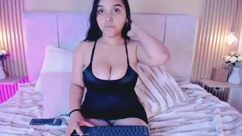 _hassay_ online show from July 11, 2026, 9:05 pm