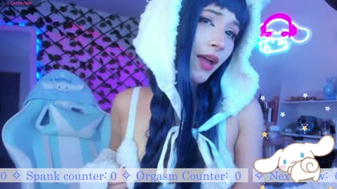 Snapshot of _heavenly_blue_ chatting on December 3, 2024, 4:47 am Bluey online show from December 3, 2024, 4:47 am