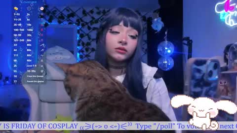 Snapshot of _heavenly_blue_ chatting on October 25, 2025, 12:29 am Bluey online show from October 25, 2025, 12:29 am