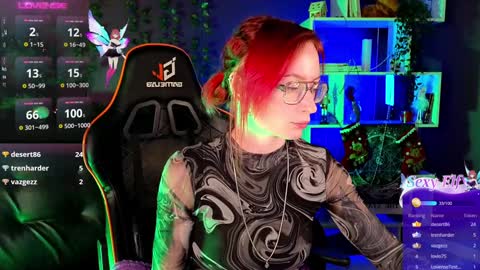 Snapshot of _helencarter chatting on December 17, 2024, 12:01 am Helen Carter 3 Next stream 2330 MSC online show from December 17, 2024, 12:01 am