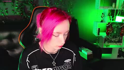 Snapshot of _helencarter chatting on January 5, 2025, 8:31 pm Helen Carter 3 Next stream 2330 MSC online show from January 5, 2025, 8:31 pm