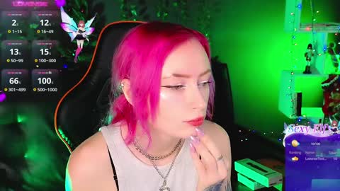 Snapshot of _helencarter chatting on January 7, 2025, 8:42 pm Helen Carter 3 Next stream 2330 MSC online show from January 7, 2025, 8:42 pm