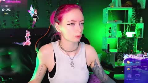 Snapshot of _helencarter chatting on January 12, 2025, 8:36 pm Helen Carter 3 Next stream 2330 MSC online show from January 12, 2025, 8:36 pm