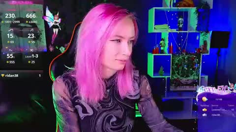 Snapshot of _helencarter chatting on March 9, 2025, 8:42 pm Helen Carter 3 Next stream 2330 MSC online show from March 9, 2025, 8:42 pm