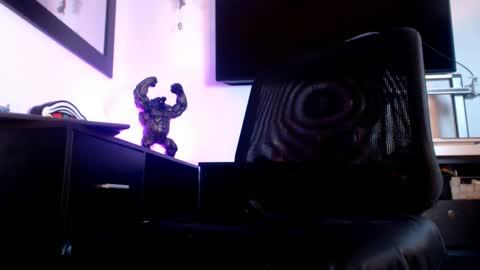 Snapshot of _heracles1 chatting on February 19, 2025, 3:38 pm Heracles online show from February 19, 2025, 3:38 pm