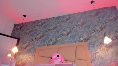 Snapshot of _hollywood_1 chatting on November 16, 2025, 9:04 am Hollywood online show from November 16, 2025, 9:04 am