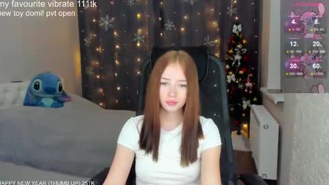 _hot_mia_1 online show from December 9, 2024, 6:25 pm