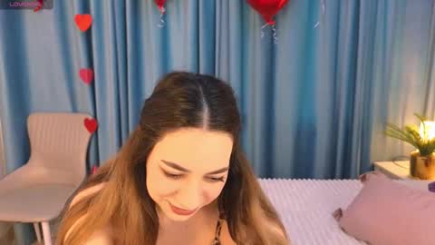 Snapshot of _ilona_holmes_ chatting on February 21, 2025, 9:56 am Ilona online show from February 21, 2025, 9:56 am