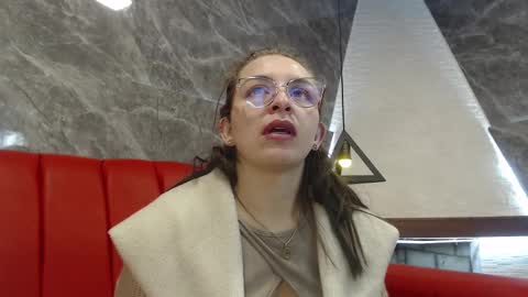 Isa online show from February 19, 2025, 11:28 am