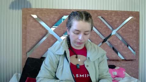 Snapshot of _isaabellaa chatting on May 3, 2026, 11:05 am Isa online show from May 3, 2026, 11:05 am