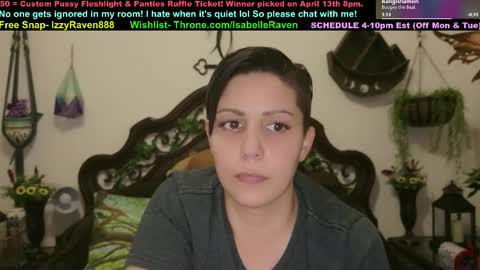 IsabelleRaven online show from April 6, 2026, 12:52 am