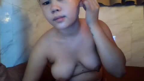 Snapshot of _ishi chatting on June 17, 2026, 3:53 am Ishi online show from June 17, 2026, 3:53 am