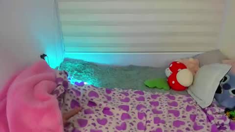 Snapshot of _ivanna11_ chatting on January 28, 2025, 8:47 pm Ivanna online show from January 28, 2025, 8:47 pm