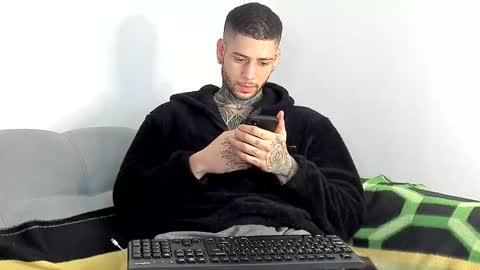 jeison online show from November 28, 2025, 12:52 pm