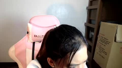 Snapshot of _jennn chatting on May 25, 2026, 5:19 pm Jen online show from May 25, 2026, 5:19 pm