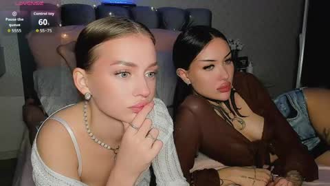 Snapshot of _jesslei_ chatting on May 31, 2026, 10:55 am Jess blond and Leila brunette online show from May 31, 2026, 10:55 am
