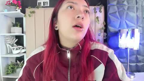 Mia online show from February 15, 2026, 12:47 pm