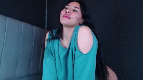 Snapshot of _joy_iva chatting on November 30, 2025, 9:08 pm joy online show from November 30, 2025, 9:08 pm