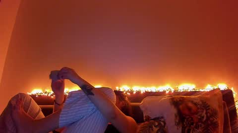 _just_a_simple_girl online show from January 5, 2025, 6:56 pm