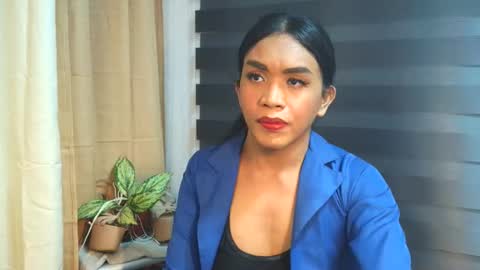 Snapshot of _karie_ chatting on November 3, 2025, 12:28 pm _karie_ online show from November 3, 2025, 12:28 pm