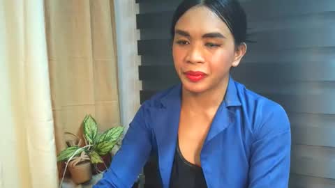 Snapshot of _karie_ chatting on November 4, 2025, 12:15 pm _karie_ online show from November 4, 2025, 12:15 pm