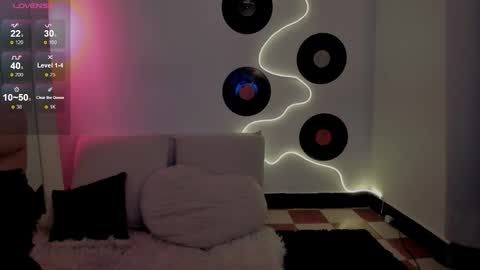 Snapshot of _karine01 chatting on February 2, 2026, 2:21 am _karine01 online show from February 2, 2026, 2:21 am