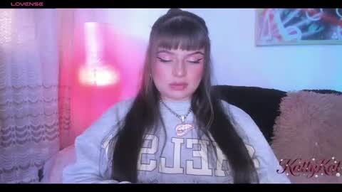 Snapshot of _kattykat chatting on June 21, 2026, 9:17 pm _kattykat online show from June 21, 2026, 9:17 pm