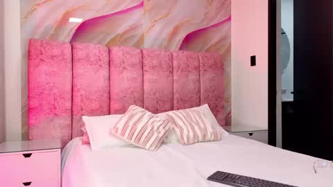 Kendall online show from February 5, 2026, 11:59 am