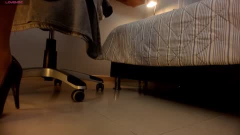 Kiraaaa 0 online show from March 25, 2026, 8:37 pm