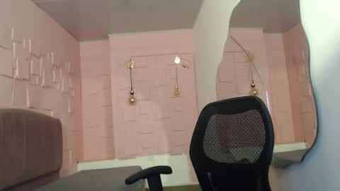 Jalina online show from October 19, 2025, 1:23 pm