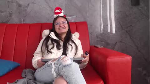 Snapshot of _kita chatting on December 1, 2025, 2:44 pm Jalina online show from December 1, 2025, 2:44 pm