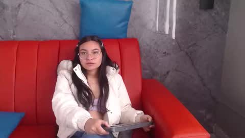 Snapshot of _kita chatting on December 2, 2025, 2:12 pm Jalina online show from December 2, 2025, 2:12 pm