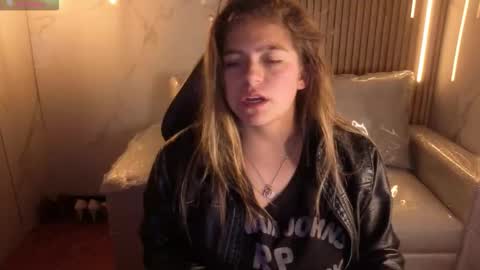 _kitten_1 online show from January 8, 2026, 3:20 am