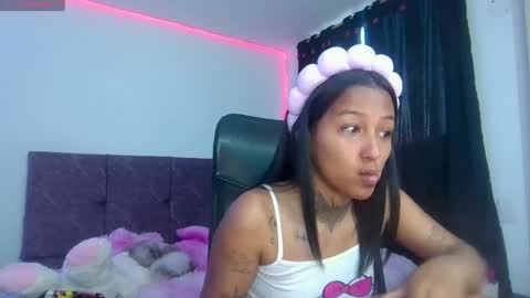 Snapshot of _kitty_moon2 chatting on May 7, 2026, 10:48 pm Stefany online show from May 7, 2026, 10:48 pm