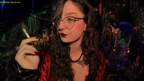 Lady Luna online show from May 18, 2026, 11:21 pm