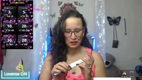 Snapshot of _laflaka2024 chatting on June 25, 2026, 3:39 am SANDRA online show from June 25, 2026, 3:39 am