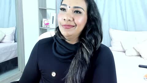 NAILHA SAJANI  online show from December 14, 2024, 4:31 pm