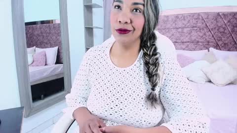 NAILHA SAJANI  online show from January 30, 2025, 12:06 pm