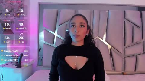 Lanna  online show from January 25, 2025, 8:10 pm