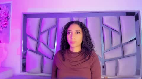 Lanna  online show from February 8, 2025, 11:33 am