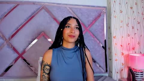 Lanna  online show from March 6, 2025, 6:05 pm