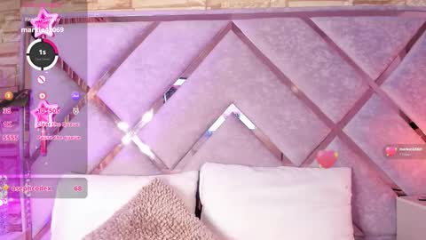 Lanna  online show from November 26, 2025, 11:22 am