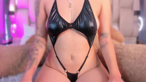     online show from September 17, 2025, 7:37 pm