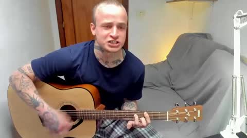 Snapshot of _layne chatting on April 18, 2026, 2:43 pm Layne online show from April 18, 2026, 2:43 pm